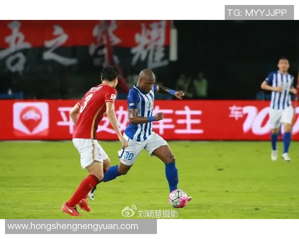 中国男足对阵阿联酋精彩赛事免费直播全程回顾与分析